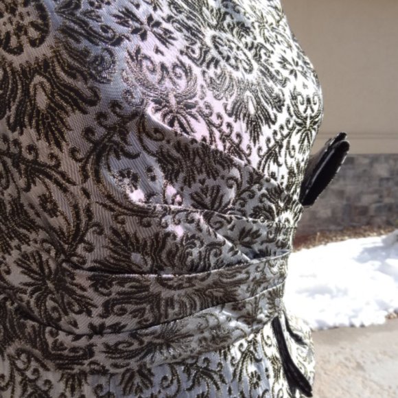 Kay Unger Embroidered Cocktail Dress SZ 4 NWT - Picture 6 of 10